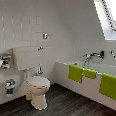 Der Heurige im Gasthaus zum Löwen-3